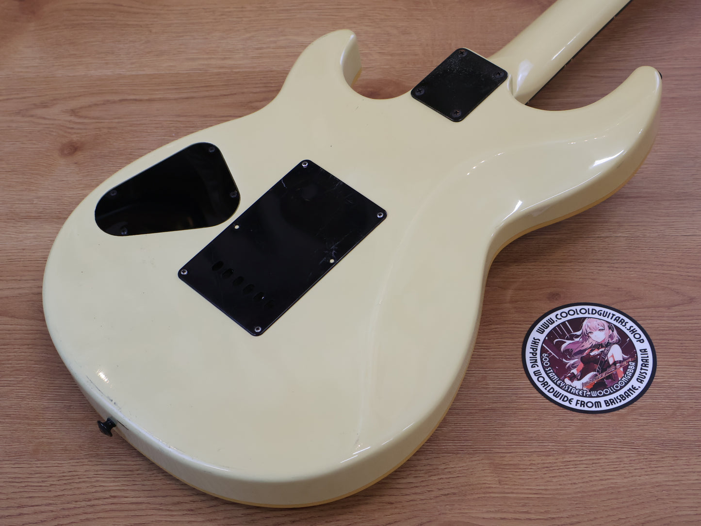 1985 Yamaha Japan SE700HE Bound Flat-Top Superstrat (White)