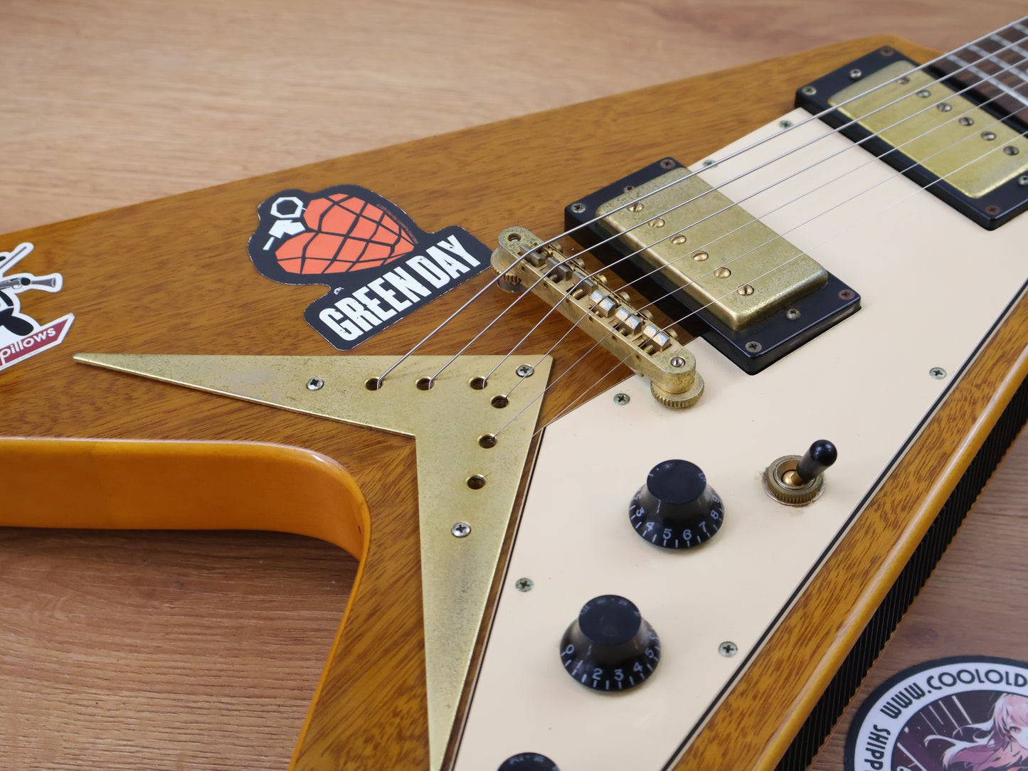 2006 Epiphone '58 1958 Reissue Korina Flying V (Natural)