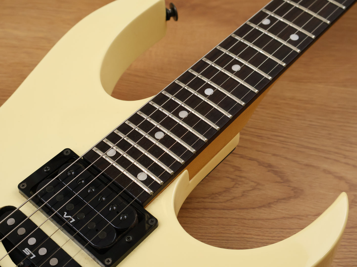 1989 Ibanez Japan RG570 Superstrat (Aged White)