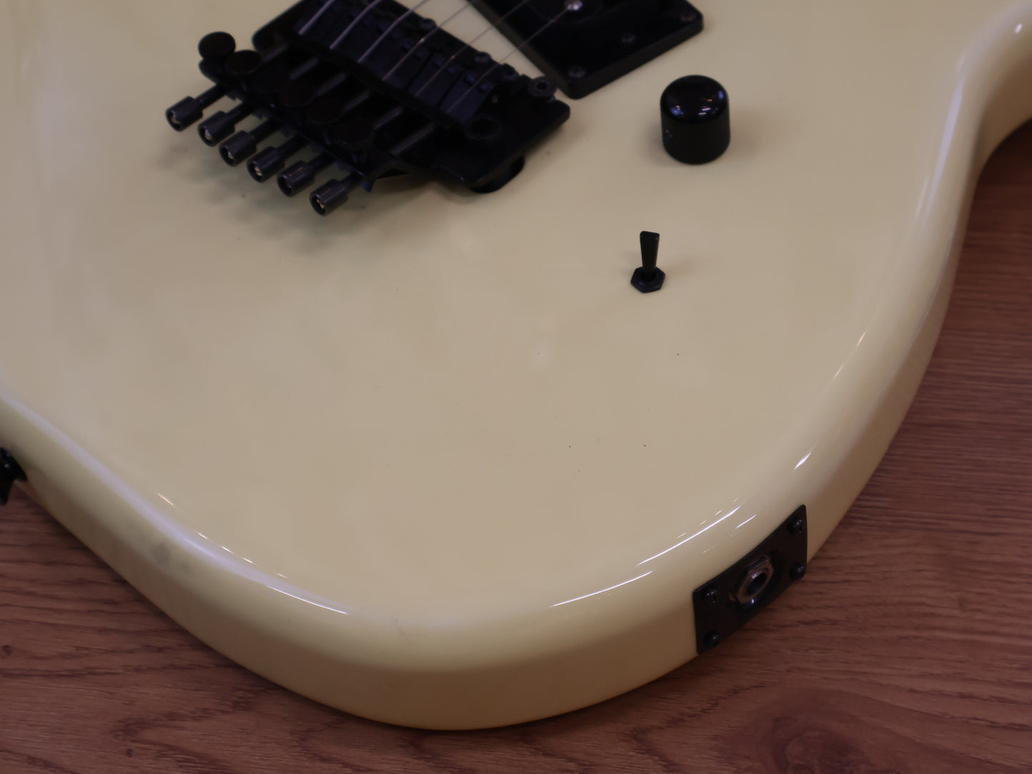 1990's Kramer Japan JK Series HS Superstrat (White)