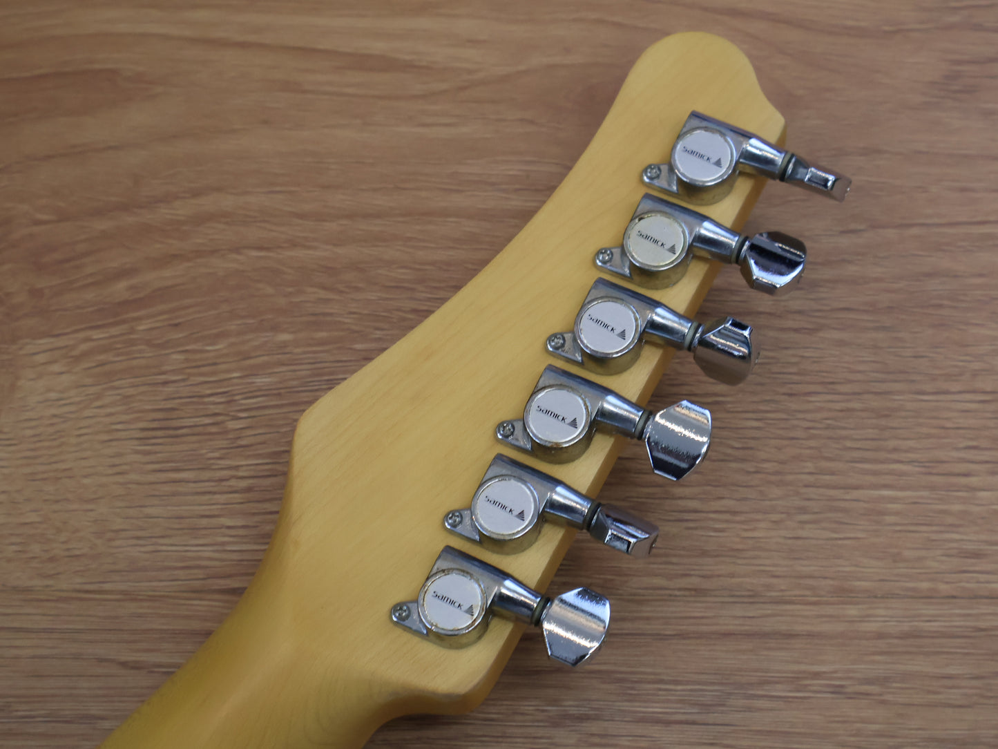 1994 Samick SSM-1 "Valley Arts Custom Pro Shop" Stratocaster (Sunburst)