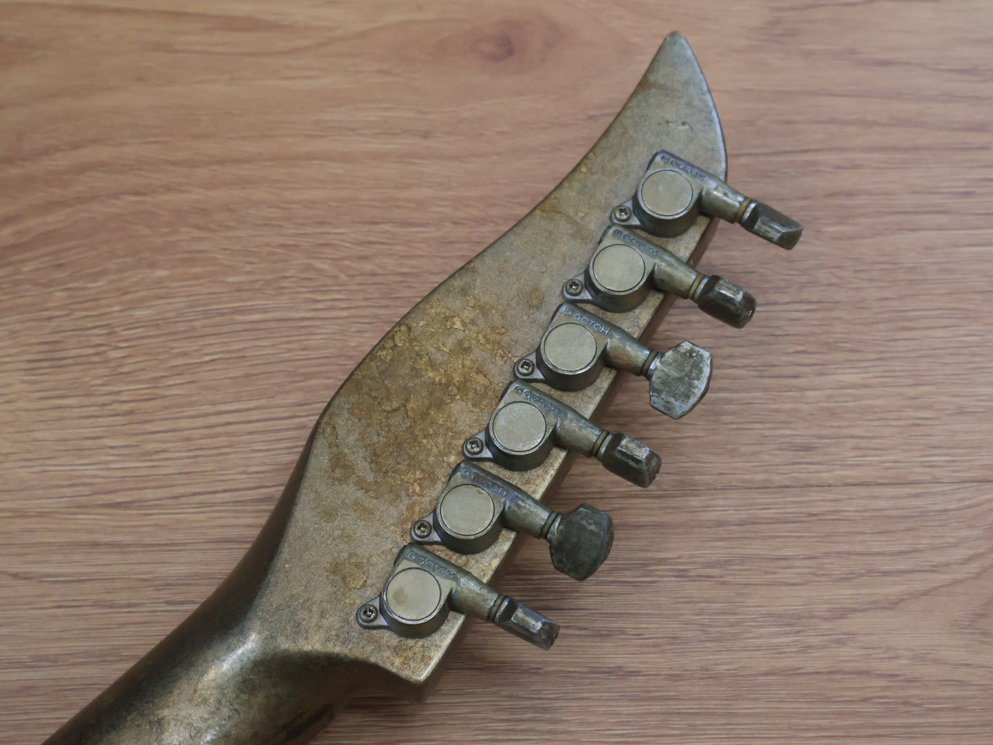 2000’s Tokai Japan Talbo Blazing Fire Cast Aluminium Electric Guitar (Rusted Bronze)