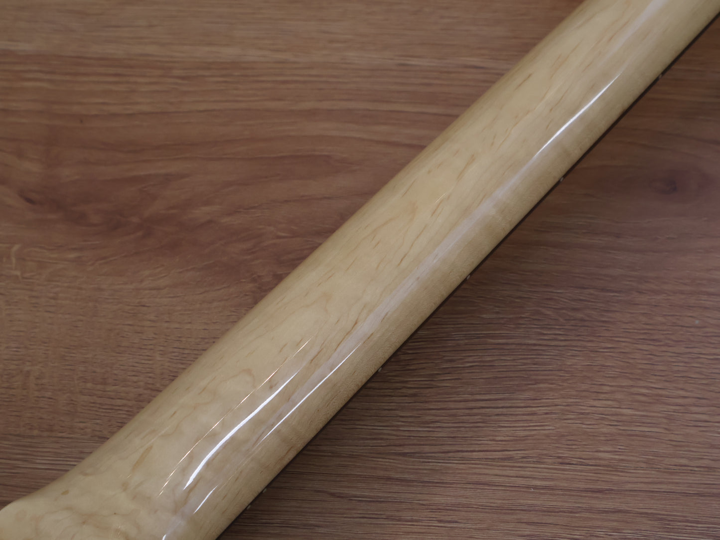 2000's Burns Cobra DX Club Series w/Tremolo (White)