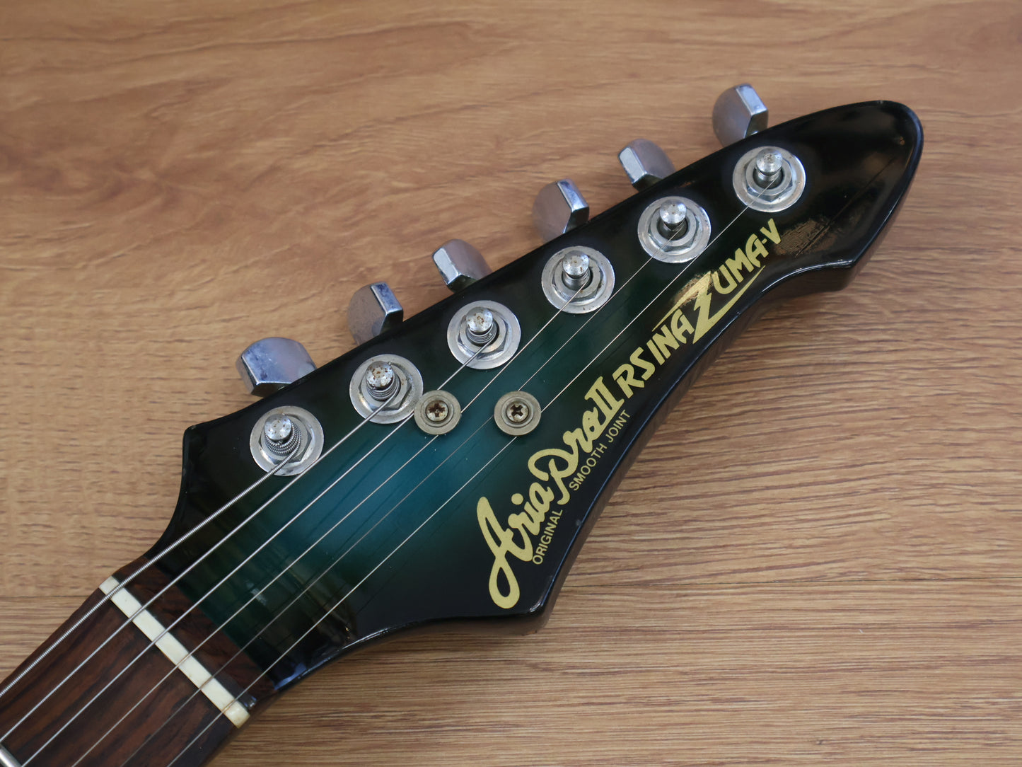 1982 Aria Pro II Japan RS INAZUMA-V (Blue Black Burst)