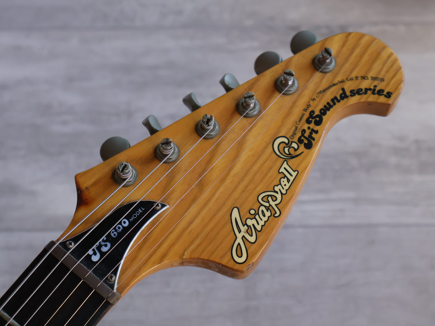1979 Aria Pro II Japan TS-600 Neckthrough Tri-Sound (Natural)