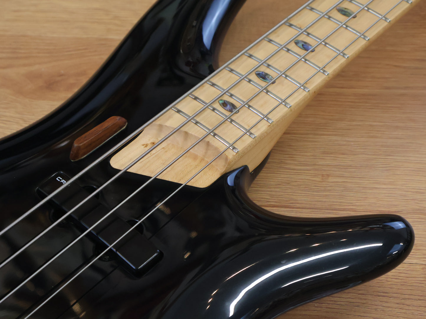 2015 Ibanez Japan Prestige SR2500M SDGR Bass (Black)