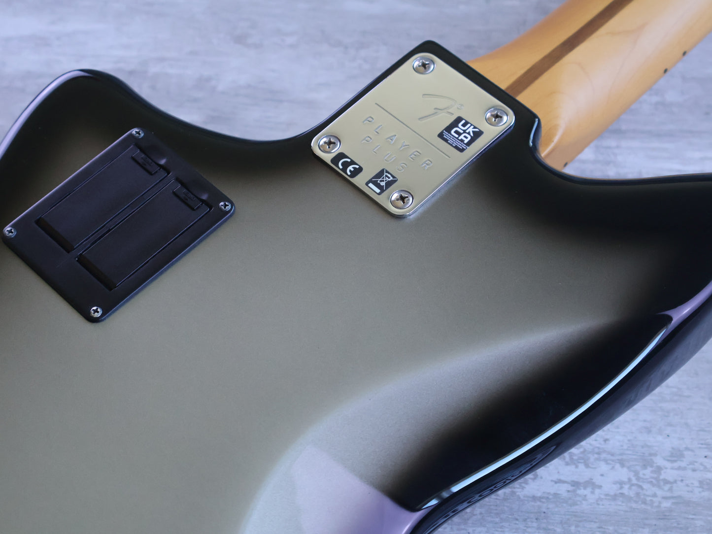 Fender Player Plus Active Meteora Bass (Silverburst)