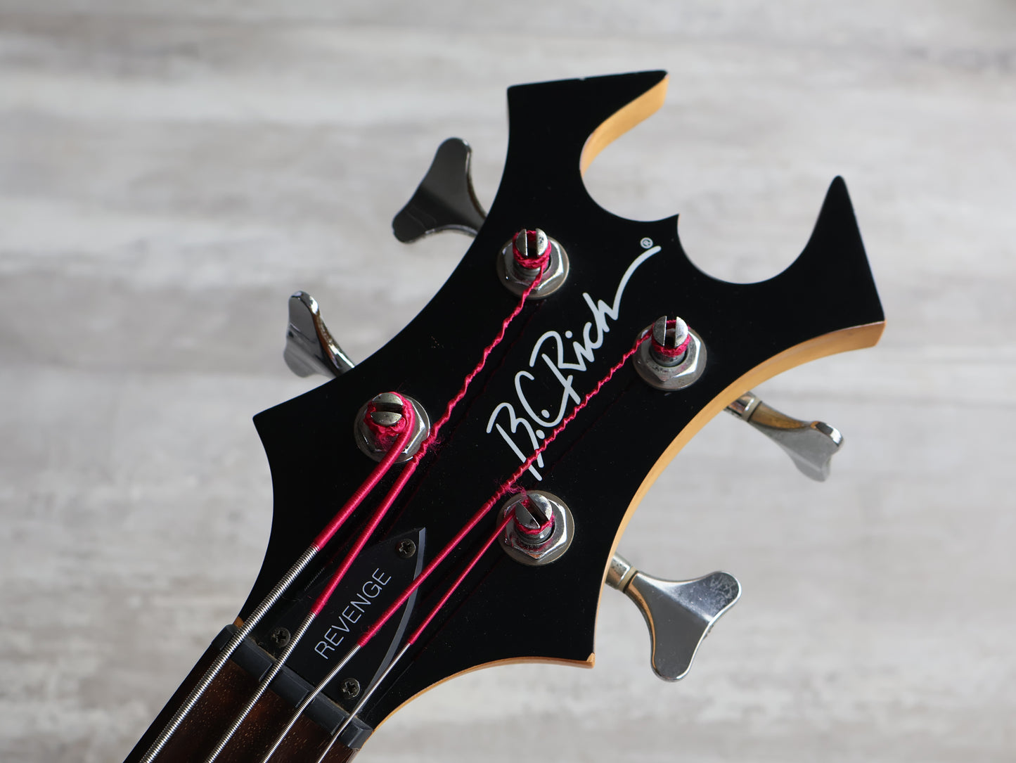 2001 BC Rich Avenge Warlock Bass (Black)