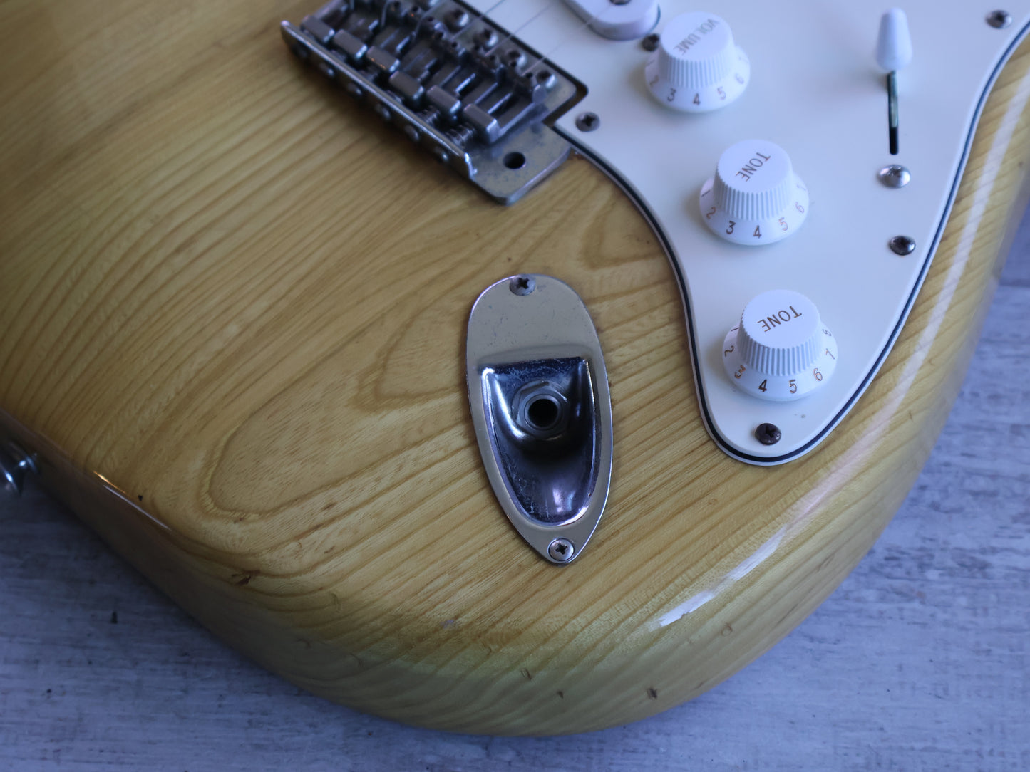 1977 Greco Japan SE-600N Sparkle Sounds Stratocaster (Natural)