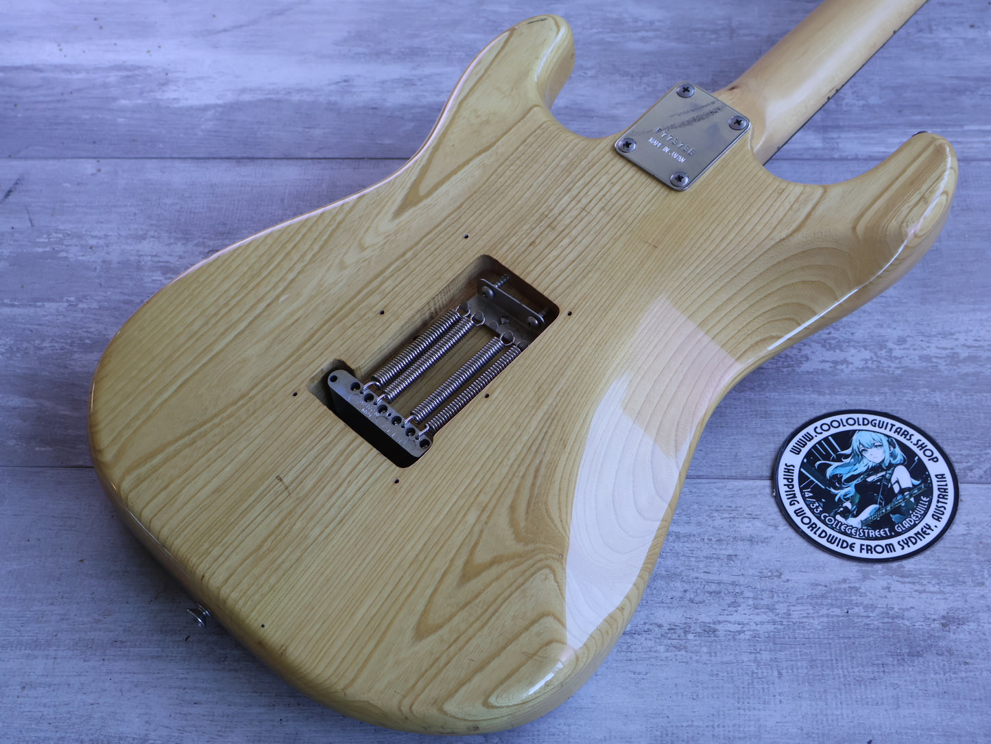 1977 Greco Japan SE-600N Sparkle Sounds Stratocaster (Natural)