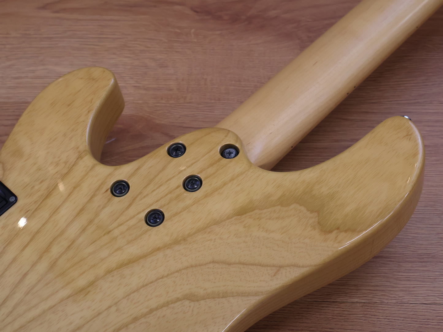 2011 Ibanez Japan ATK1200 Prestige Bass (Natural)