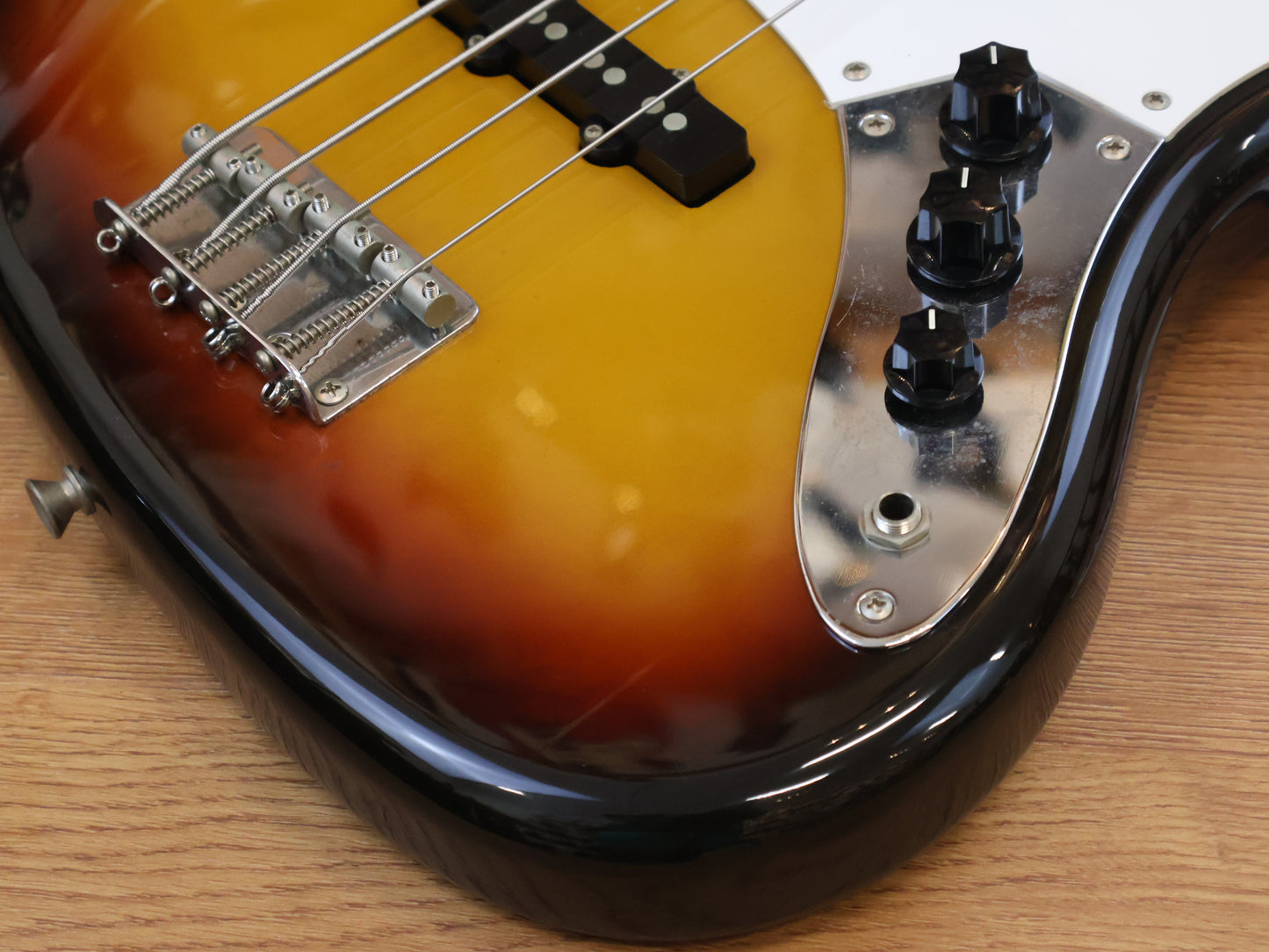 1993 Fender Japan JB-STD Jazz Bass Standard (Sunburst)