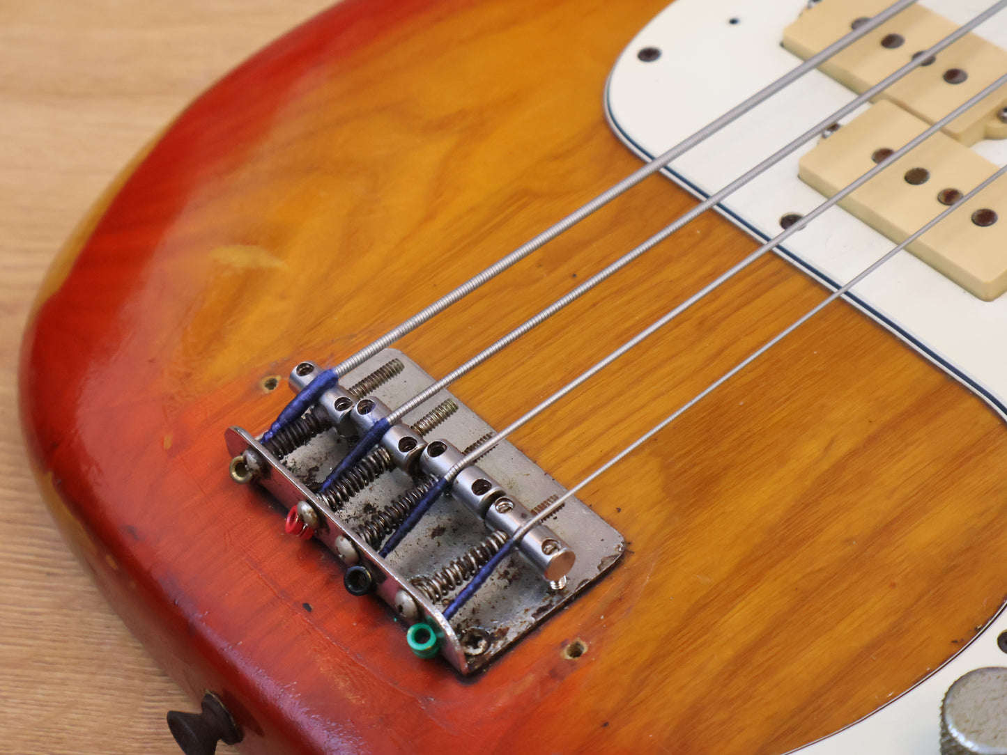 1982 Fender USA Precision Bass (Sienna Sunburst)