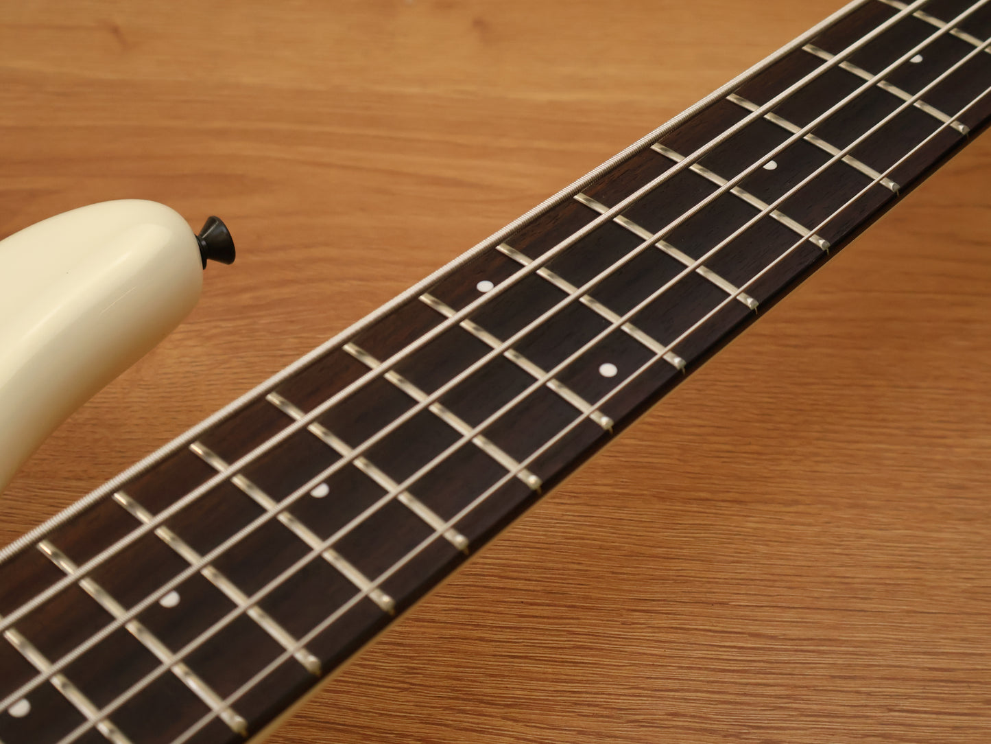 1990's Tune Bass Maniac TP-05 5-String Bass (Pearl White)