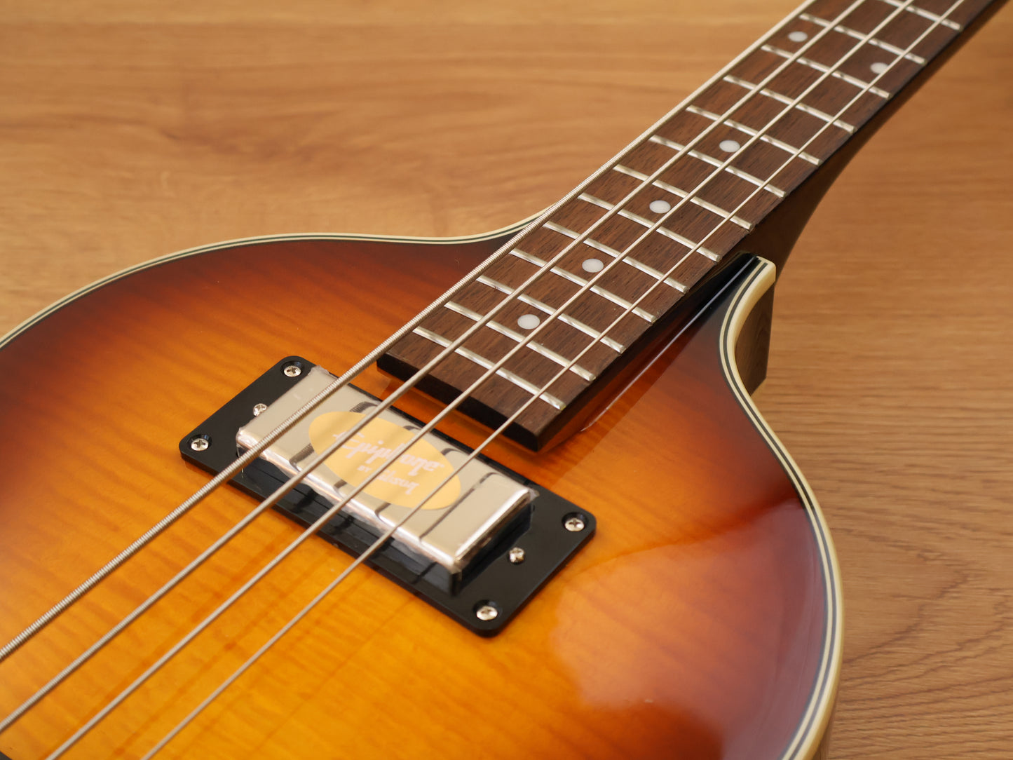Epiphone Viola Bass (Sunburst)