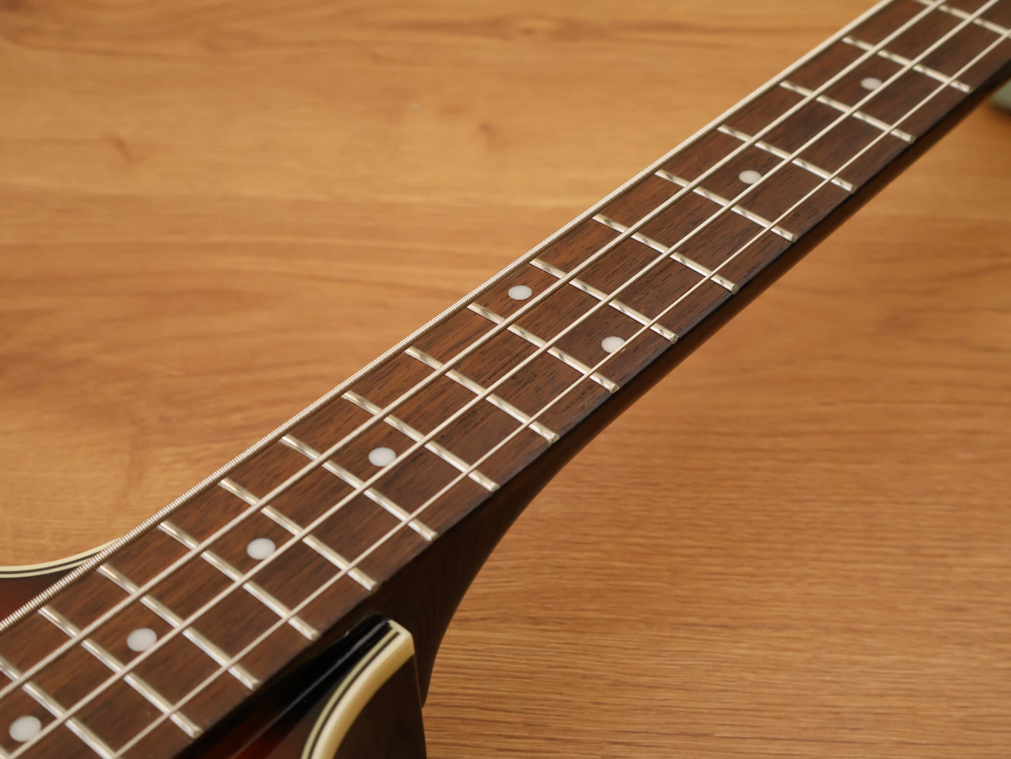Epiphone Viola Bass (Sunburst)