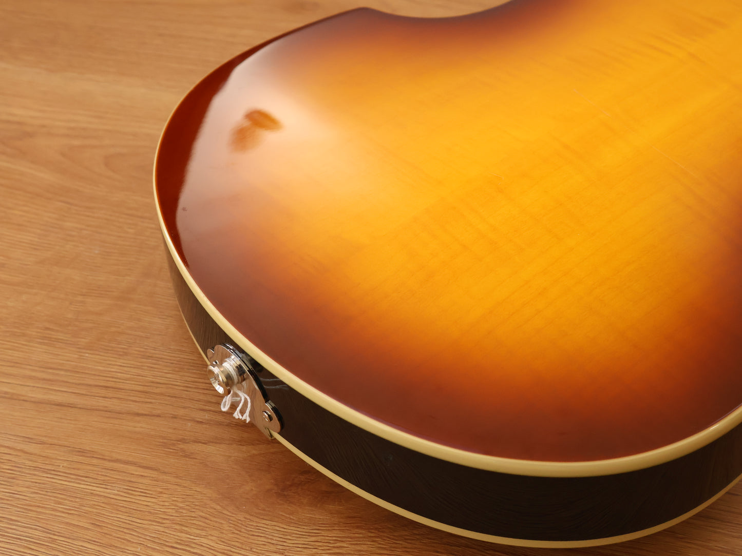 Epiphone Viola Bass (Sunburst)