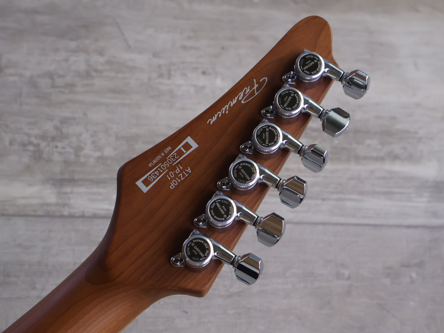 Ibanez ATZ10P STM Andy Timmons Premium HSS Superstrat (Sunburst)