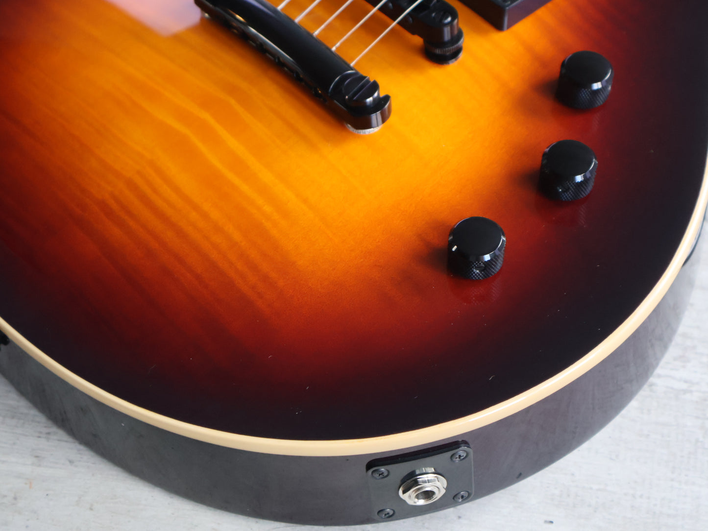 2026 ESP E-II Japan Eclipse "Full Thickness" (Tobacco Sunburst)
