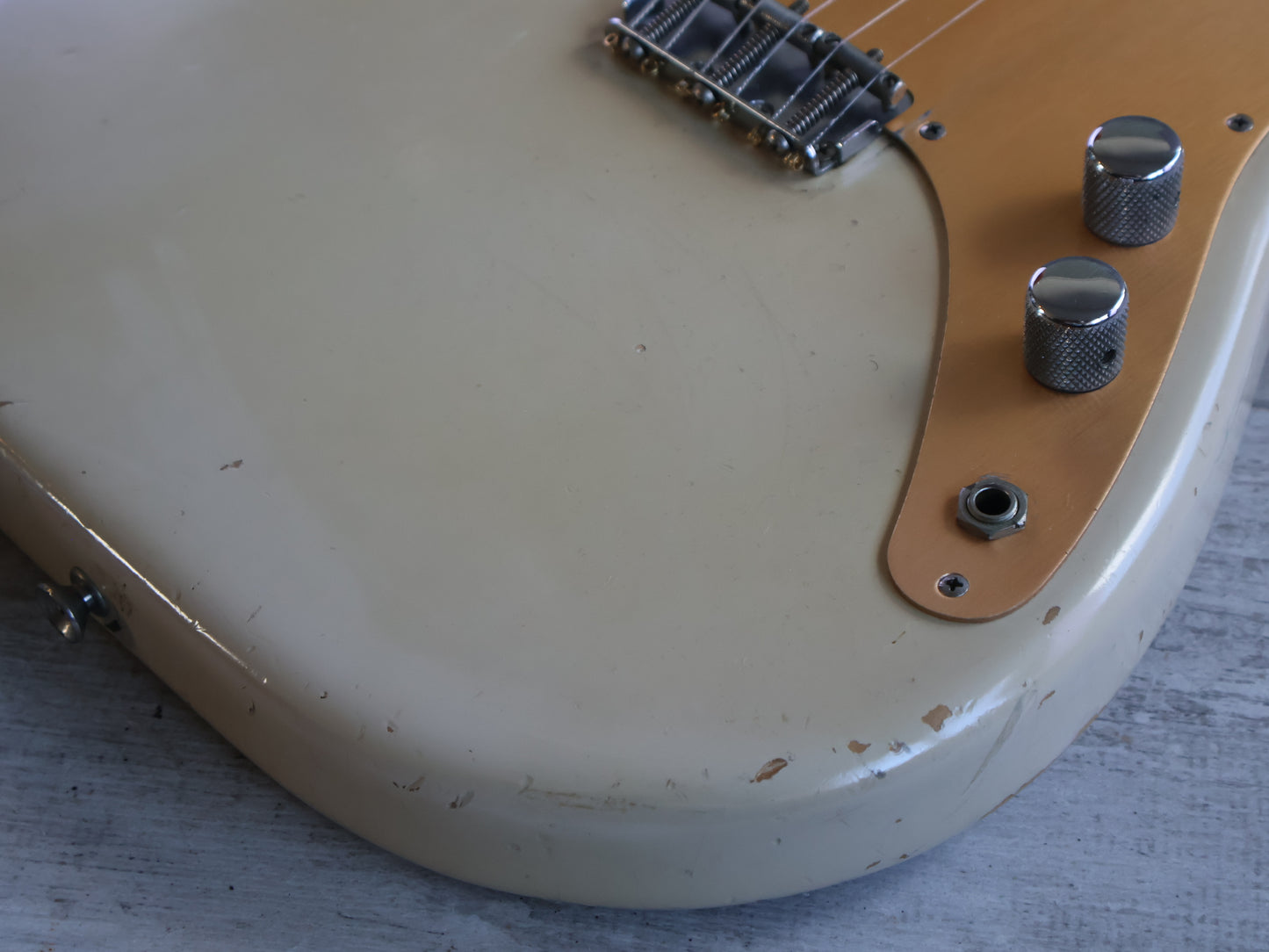 1959 Fender USA Musicmaster (Desert Sand & Anodized Gold)