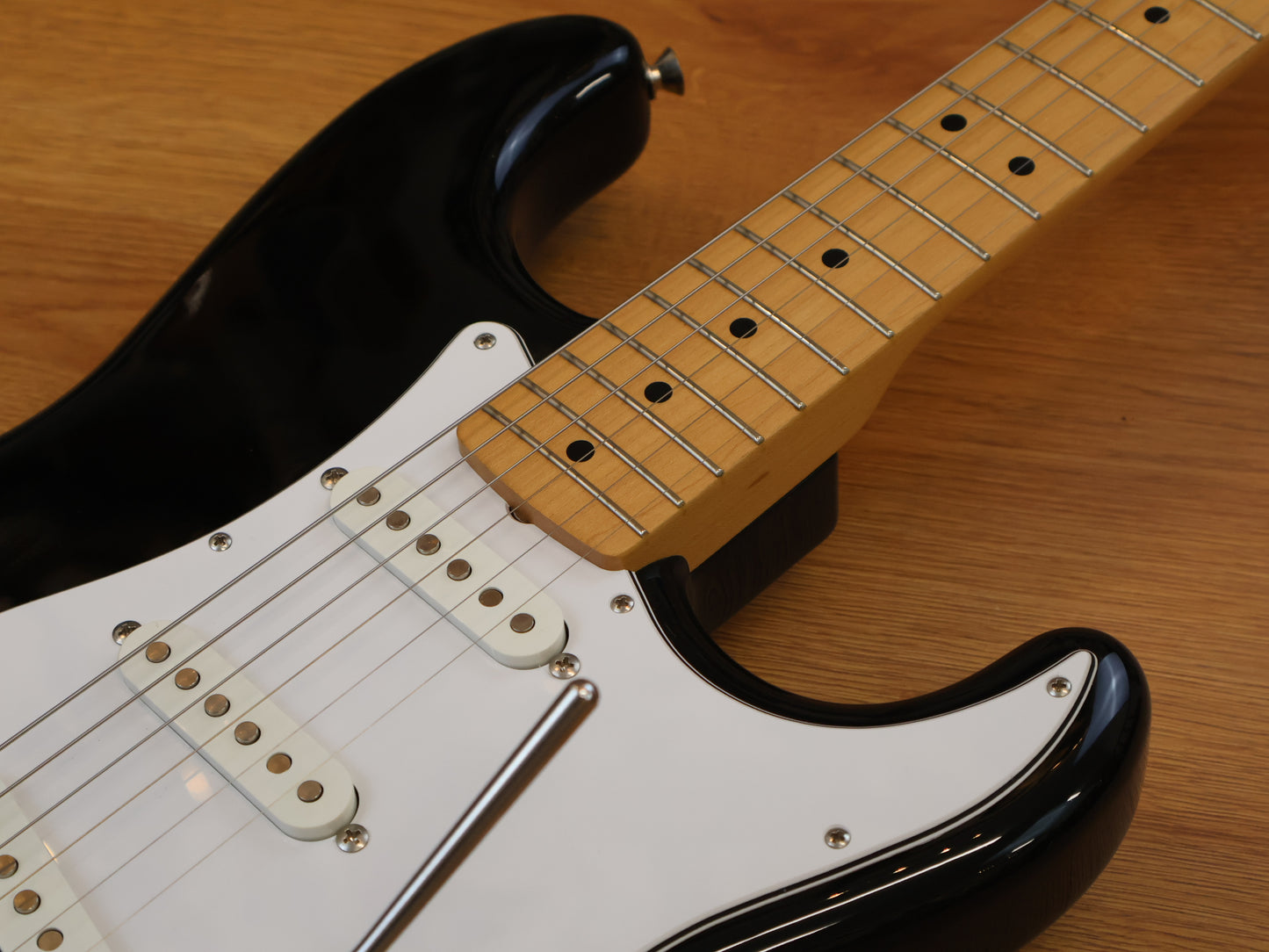 2006 Fender Japan ST-STD Stratocaster Standard (Black)