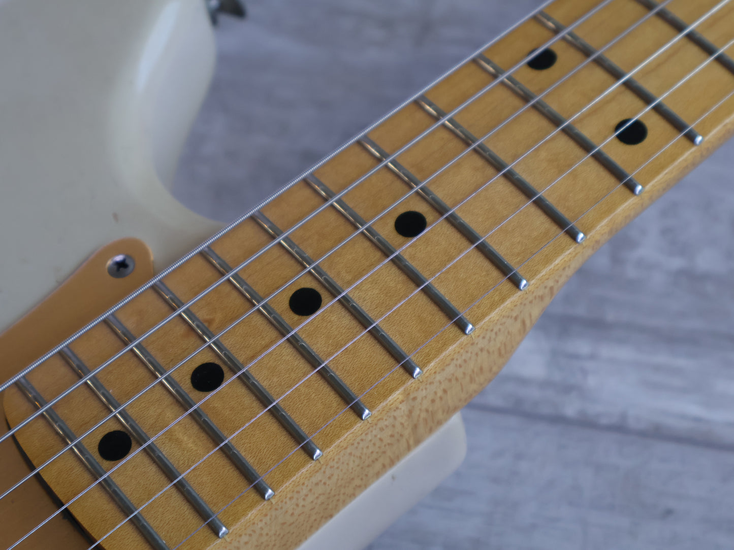 1959 Fender USA Musicmaster (Desert Sand & Anodized Gold)