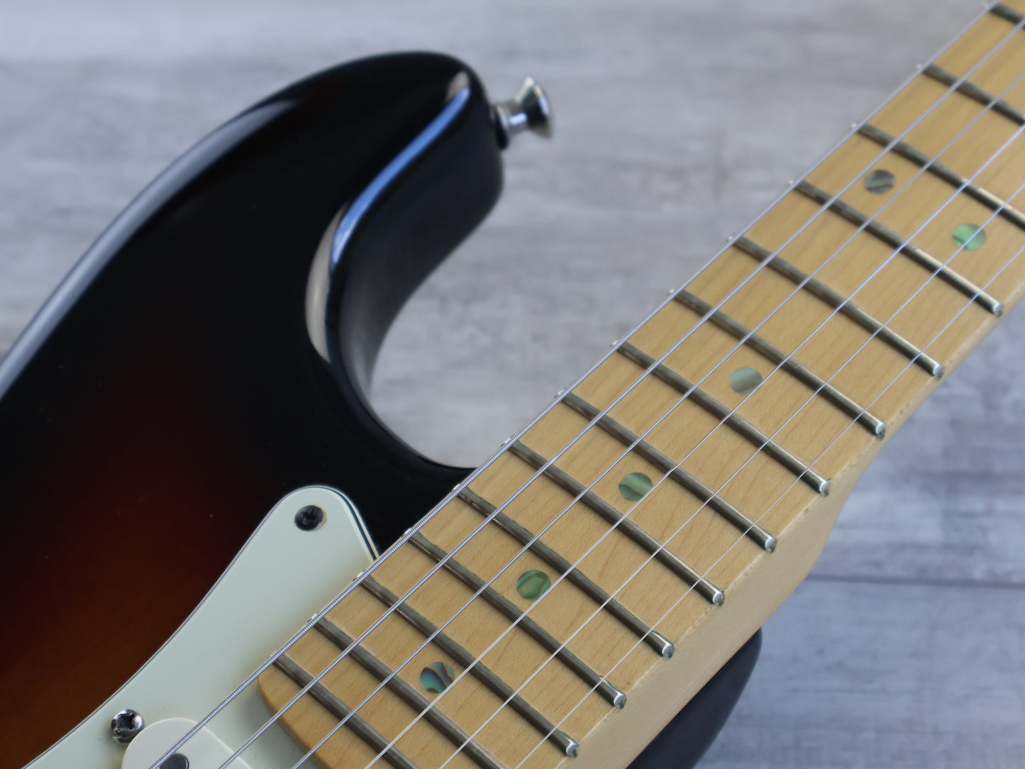2004 Fender USA American Deluxe HSS Stratocaster (Sunburst)