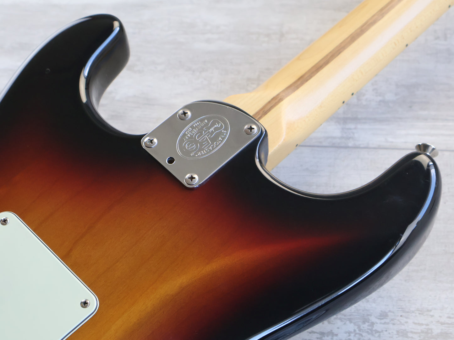 2004 Fender USA American Deluxe HSS Stratocaster (Sunburst)
