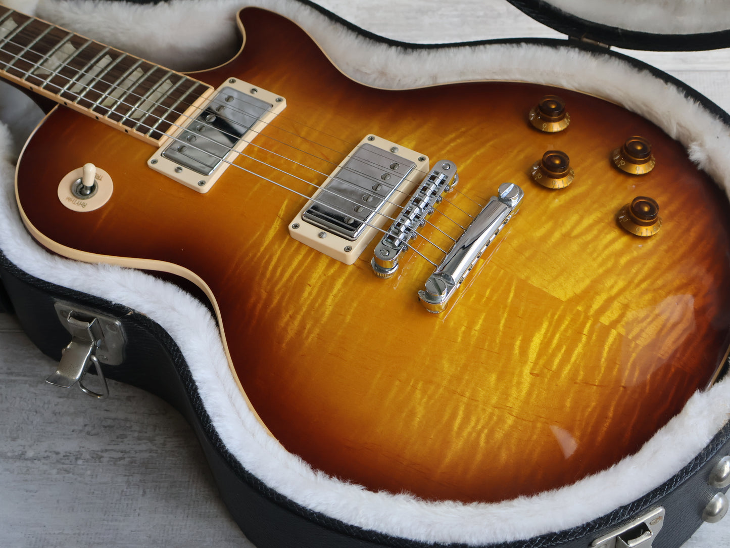 2011 Gibson Les Paul Standard Plus (Iced Tea)