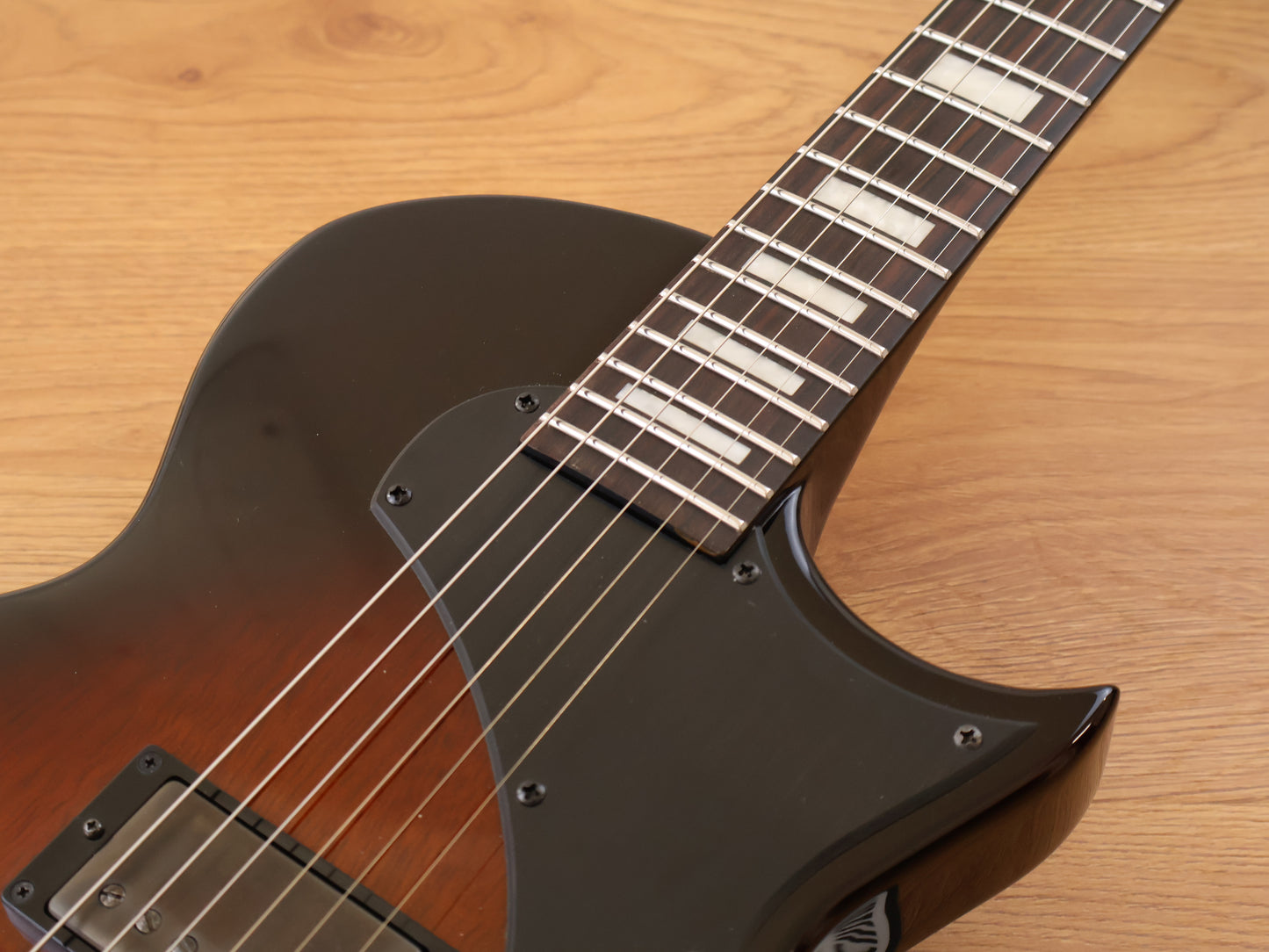2023 ESP LTD Deluxe EC-01FT Eclipse (Sunburst)