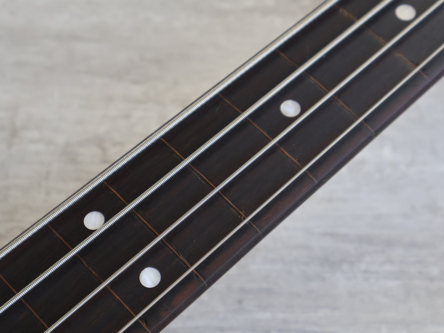 1983 Yamaha Japan BBVIS Defretted/Fretless Medium Scale Broad Bass (Brown Sunburst)