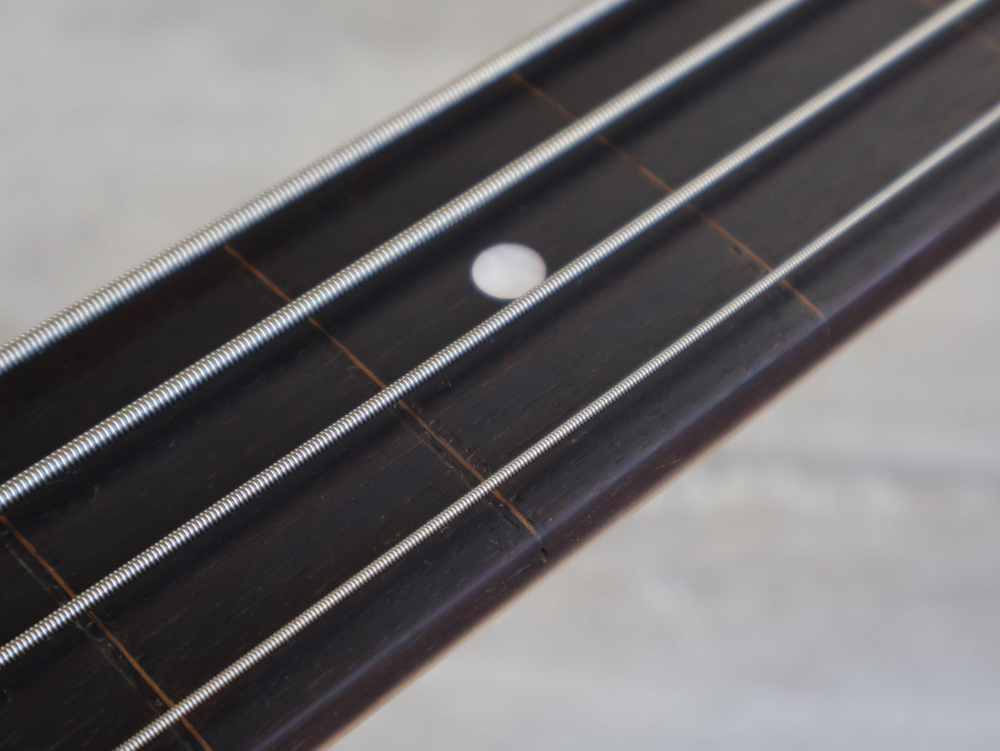 1983 Yamaha Japan BBVIS Defretted/Fretless Medium Scale Broad Bass (Brown Sunburst)