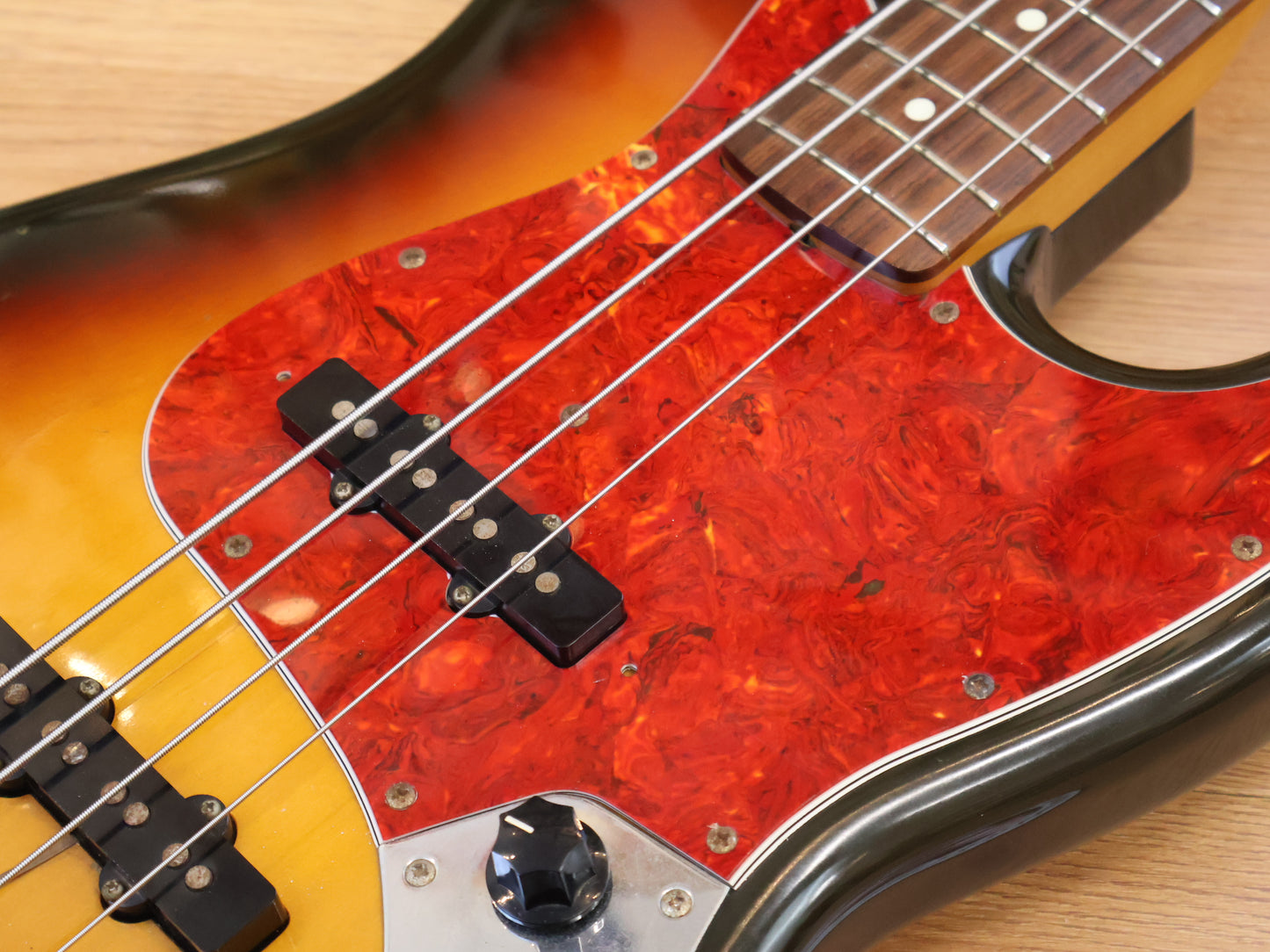 1994 Fender Japan JB62 '62 Reissue Jazz Bass (Sunburst)