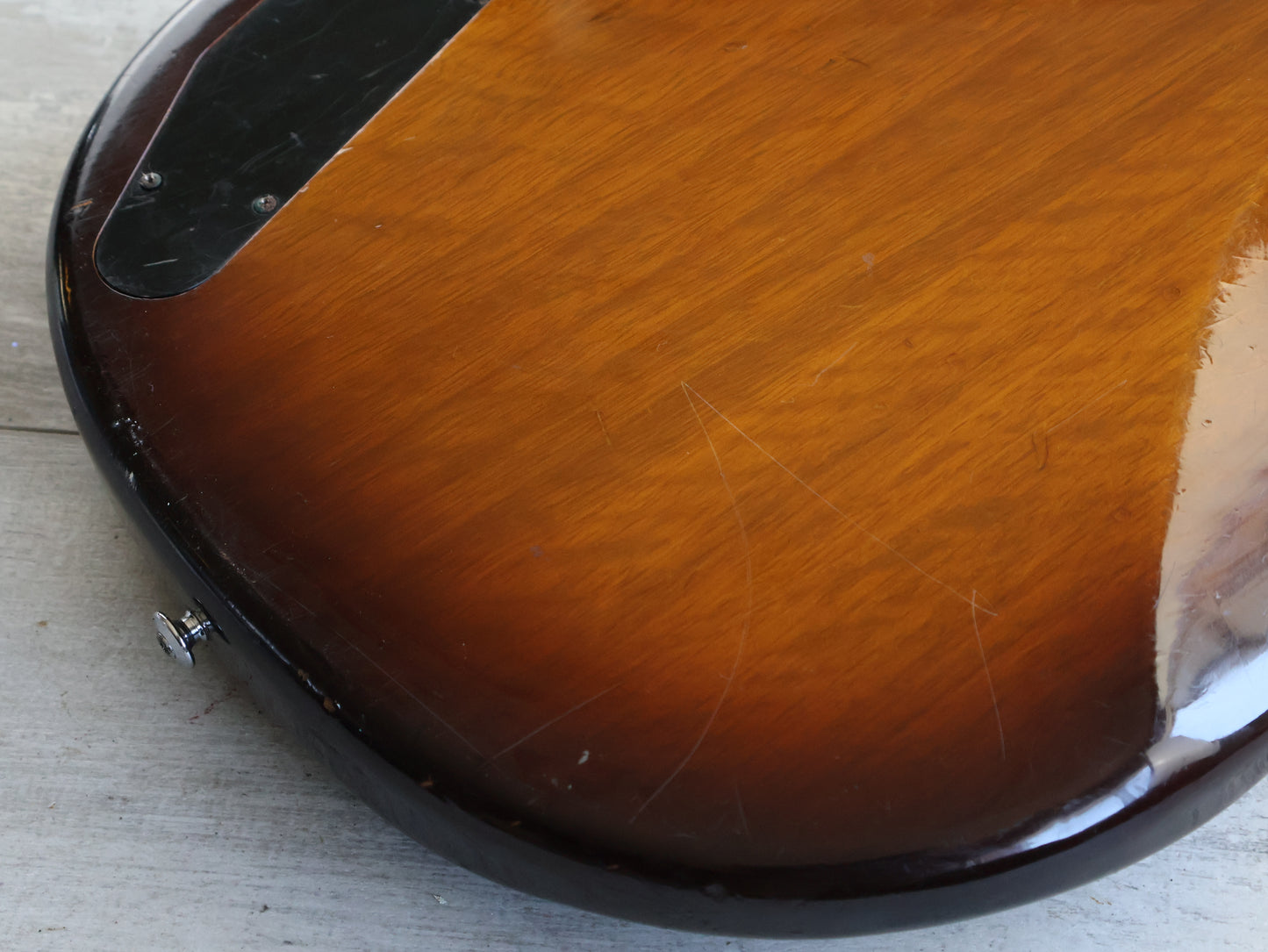 1983 Yamaha Japan BBVIS Defretted/Fretless Medium Scale Broad Bass (Brown Sunburst)