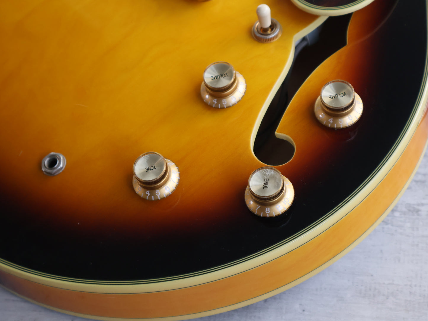 2016 Epiphone Sheraton-II PRO Semi-Hollowbody Electric Guitar (Vintage Sunburst)