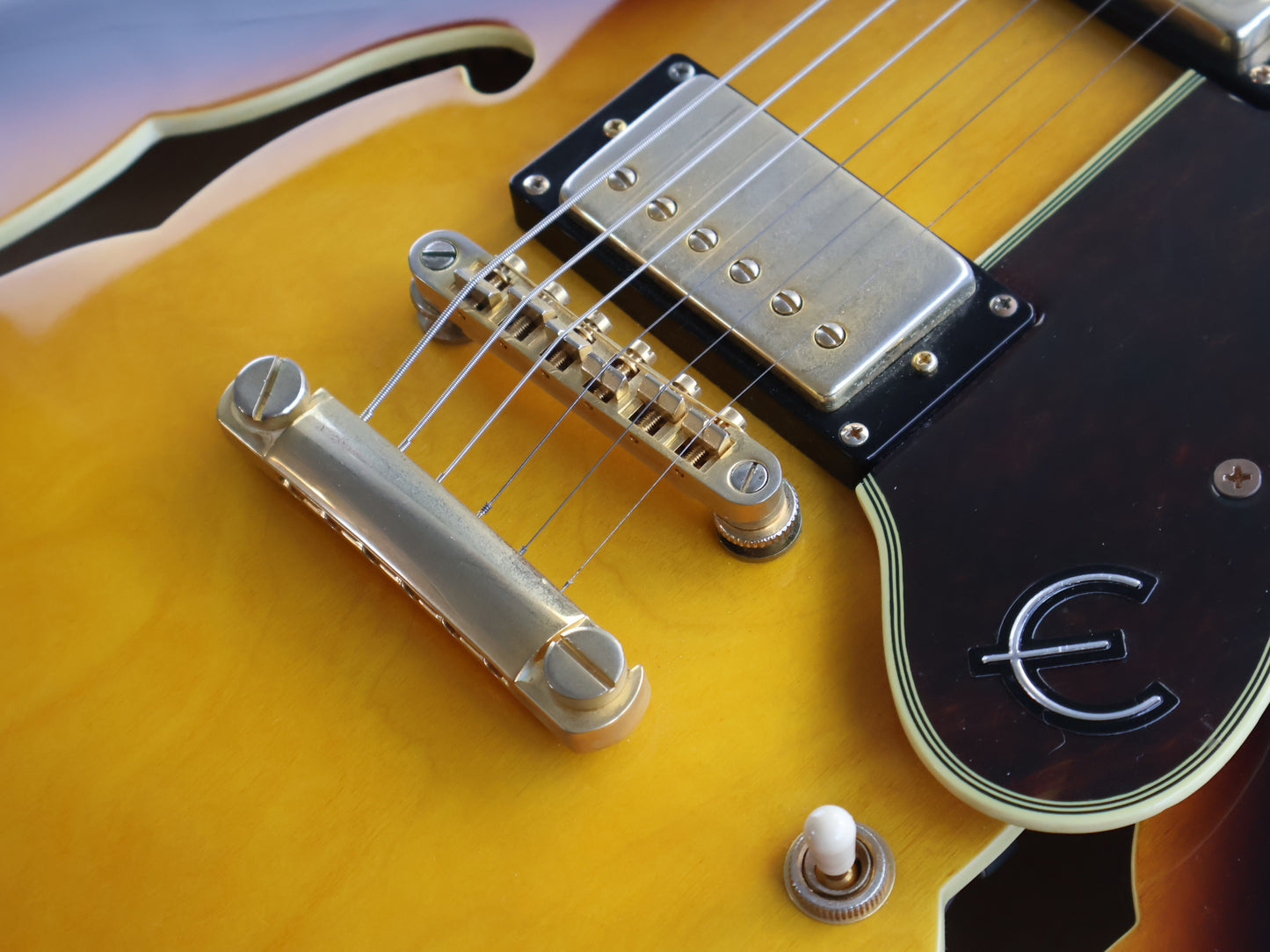 2016 Epiphone Sheraton-II PRO Semi-Hollowbody Electric Guitar (Vintage Sunburst)