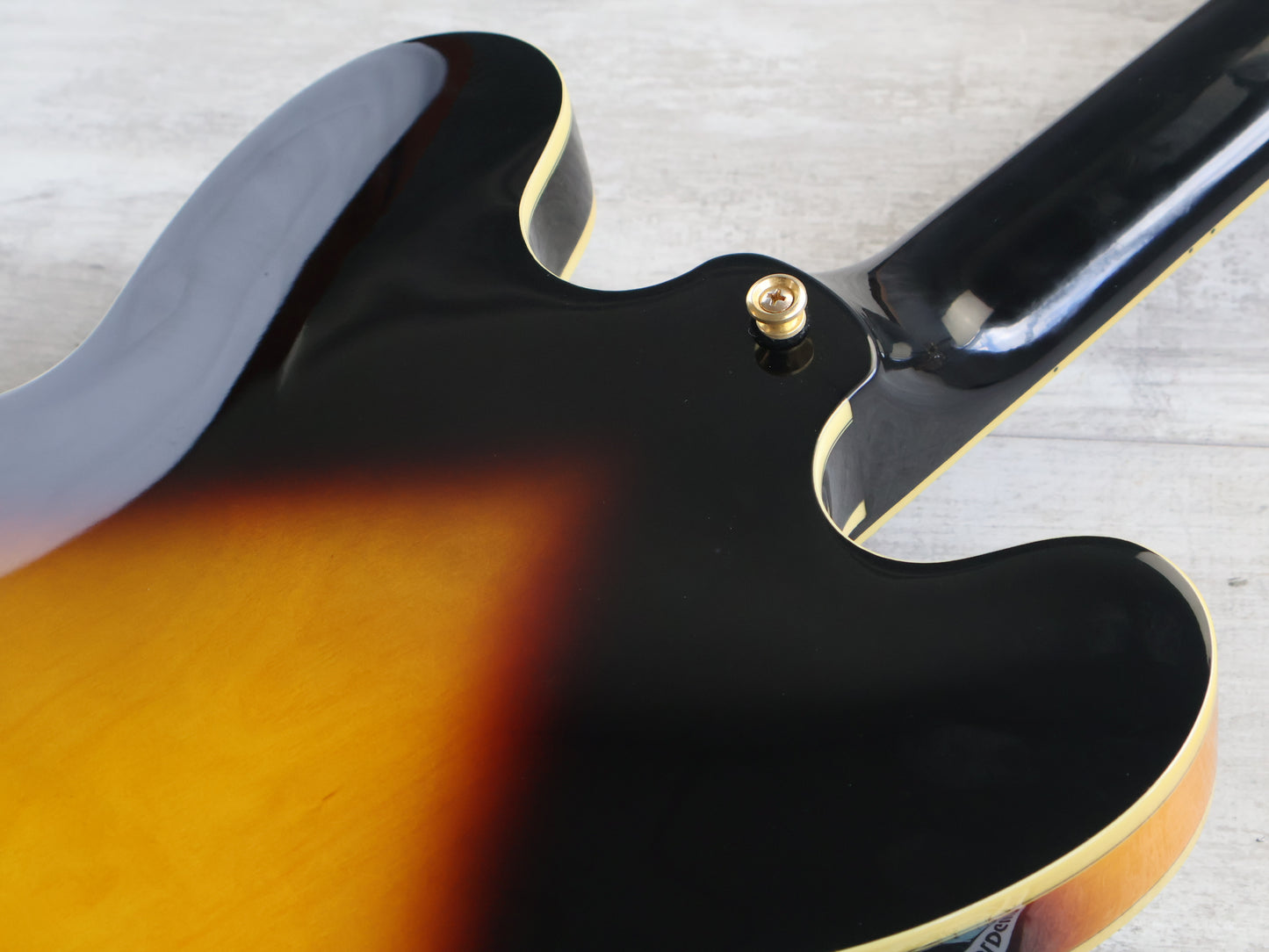 2016 Epiphone Sheraton-II PRO Semi-Hollowbody Electric Guitar (Vintage Sunburst)