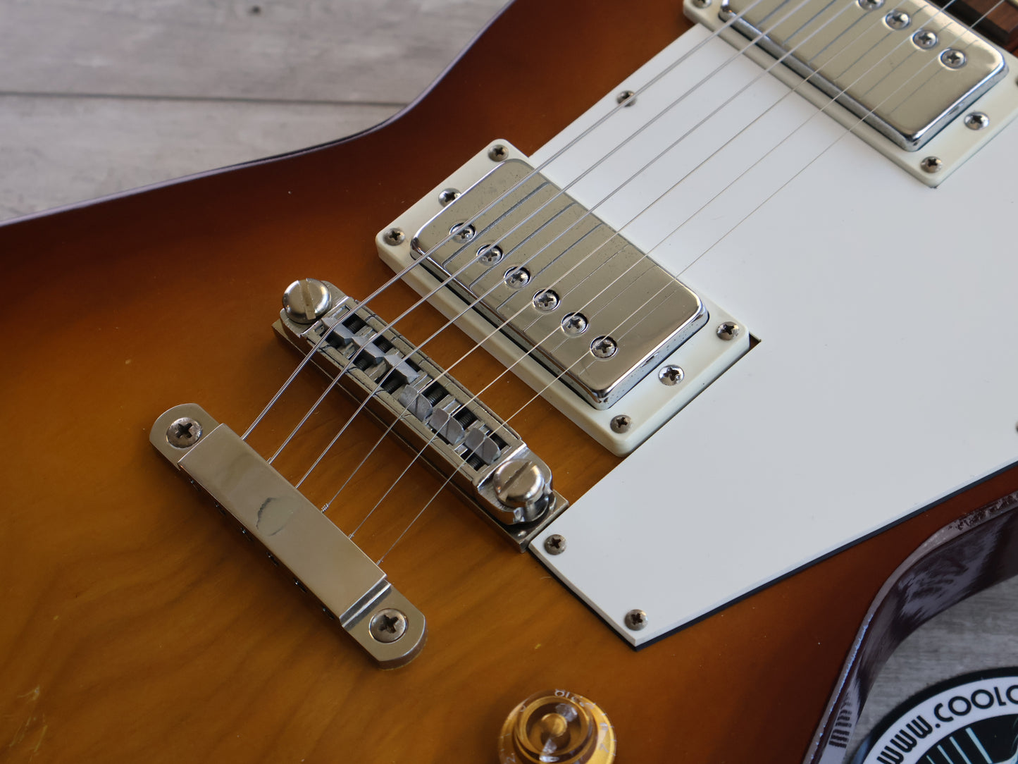 1970's Holly Japan Explorer (Brown Sunburst)