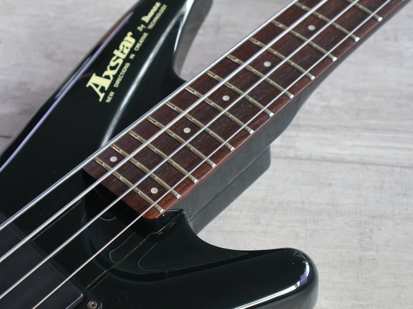 1985 Ibanez Japan Axstar AXB50 Headless Bass Guitar (Black)