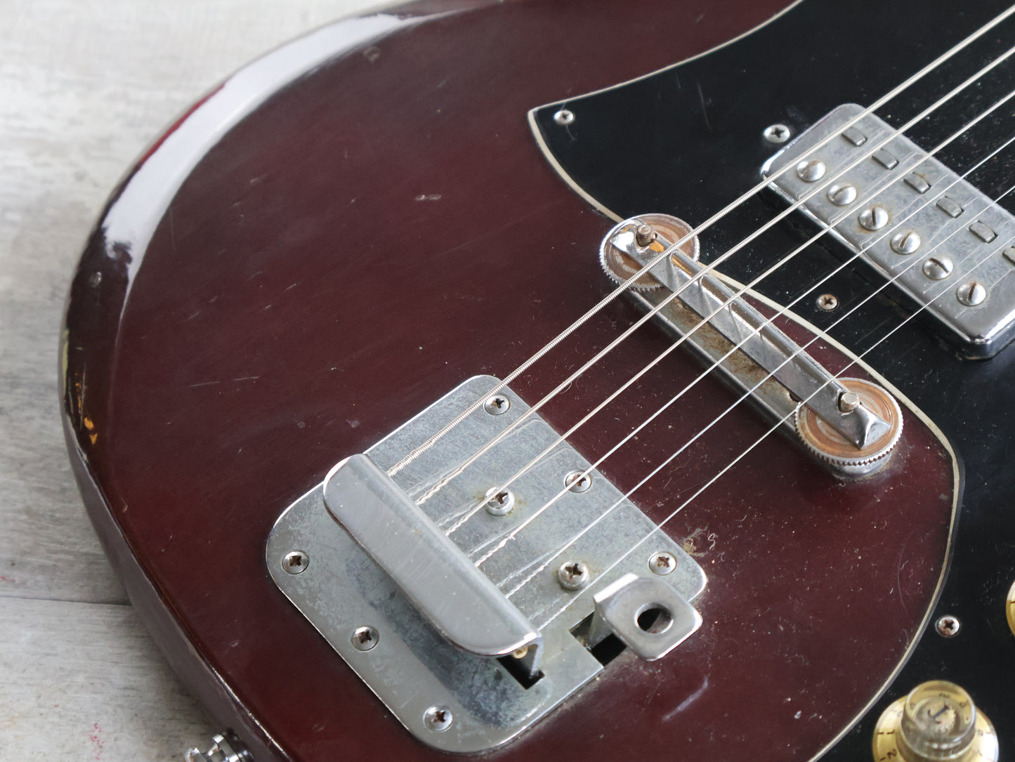 1973 Riviera Japan SG Double Cutaway (Red)