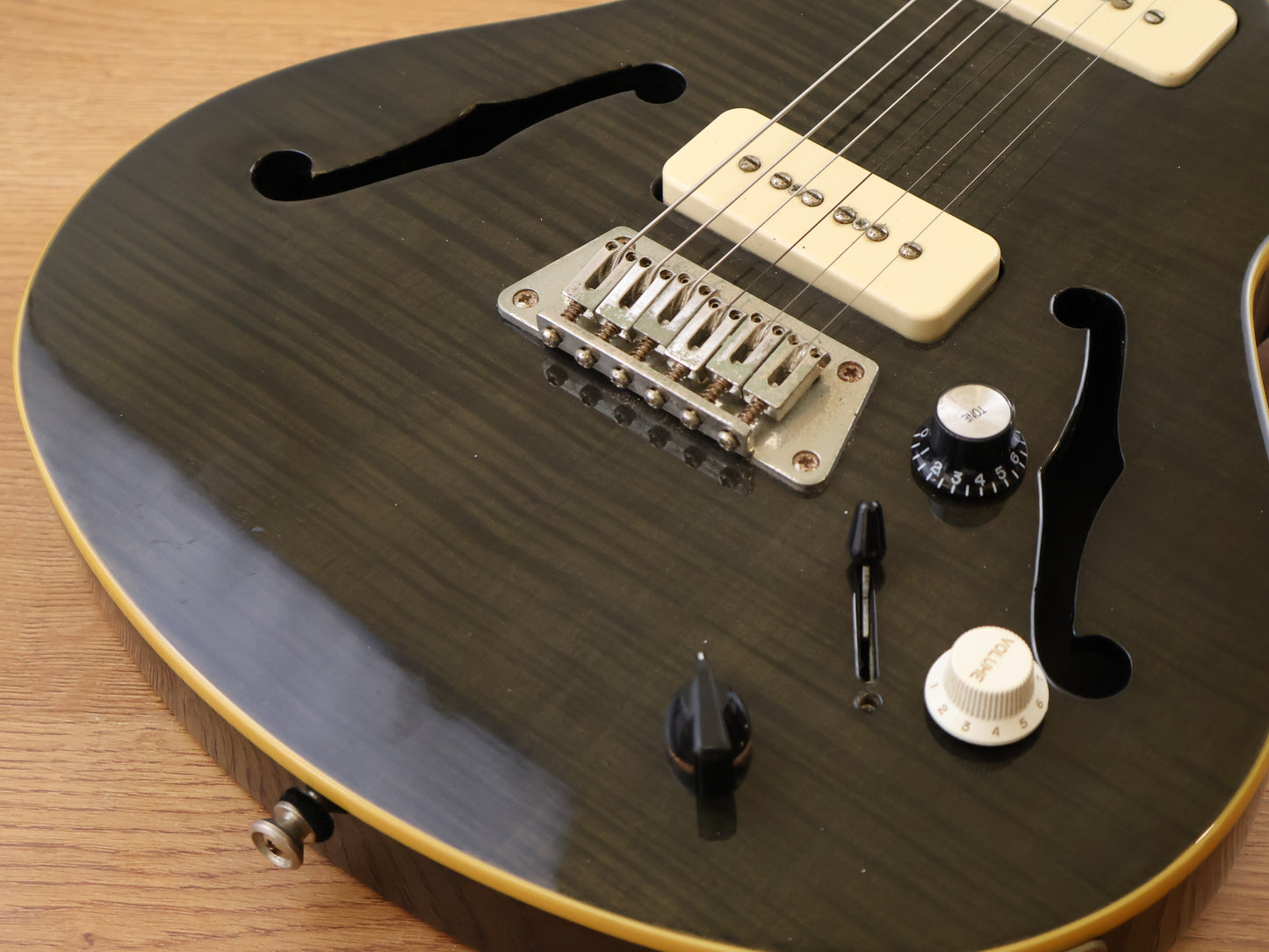 2015 Epiphone Blueshawk Deluxe (Transparent Black)