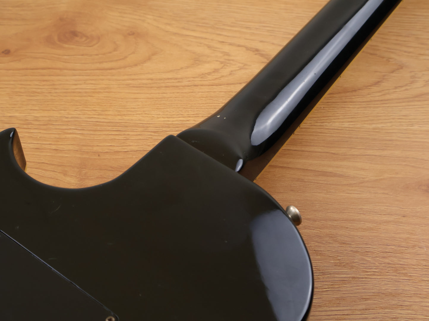 2015 Epiphone Blueshawk Deluxe (Transparent Black)