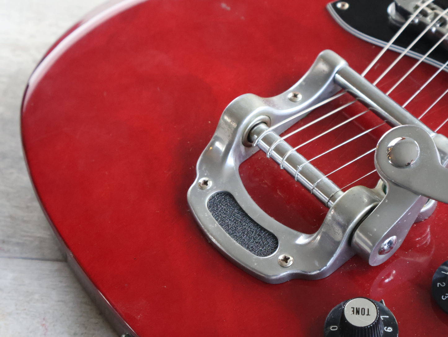 1972 Tempo Japan SG Double Cutaway (Red)