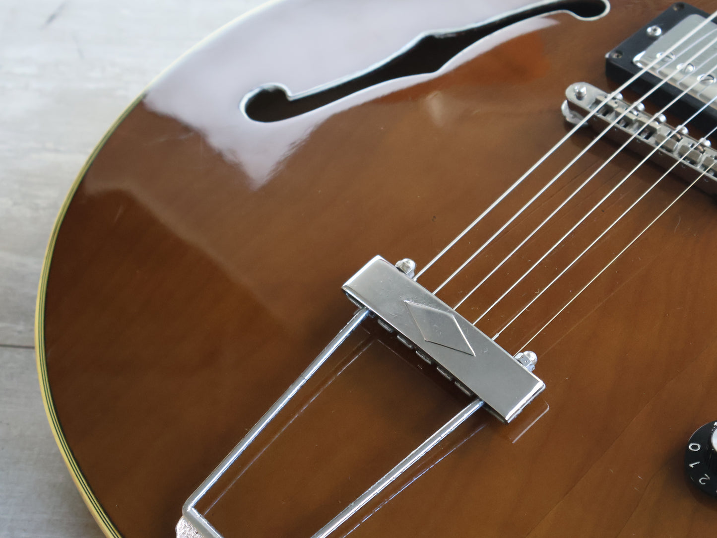 1970's Fresher Japan FE-351WN Semi Hollowbody (Walnut)