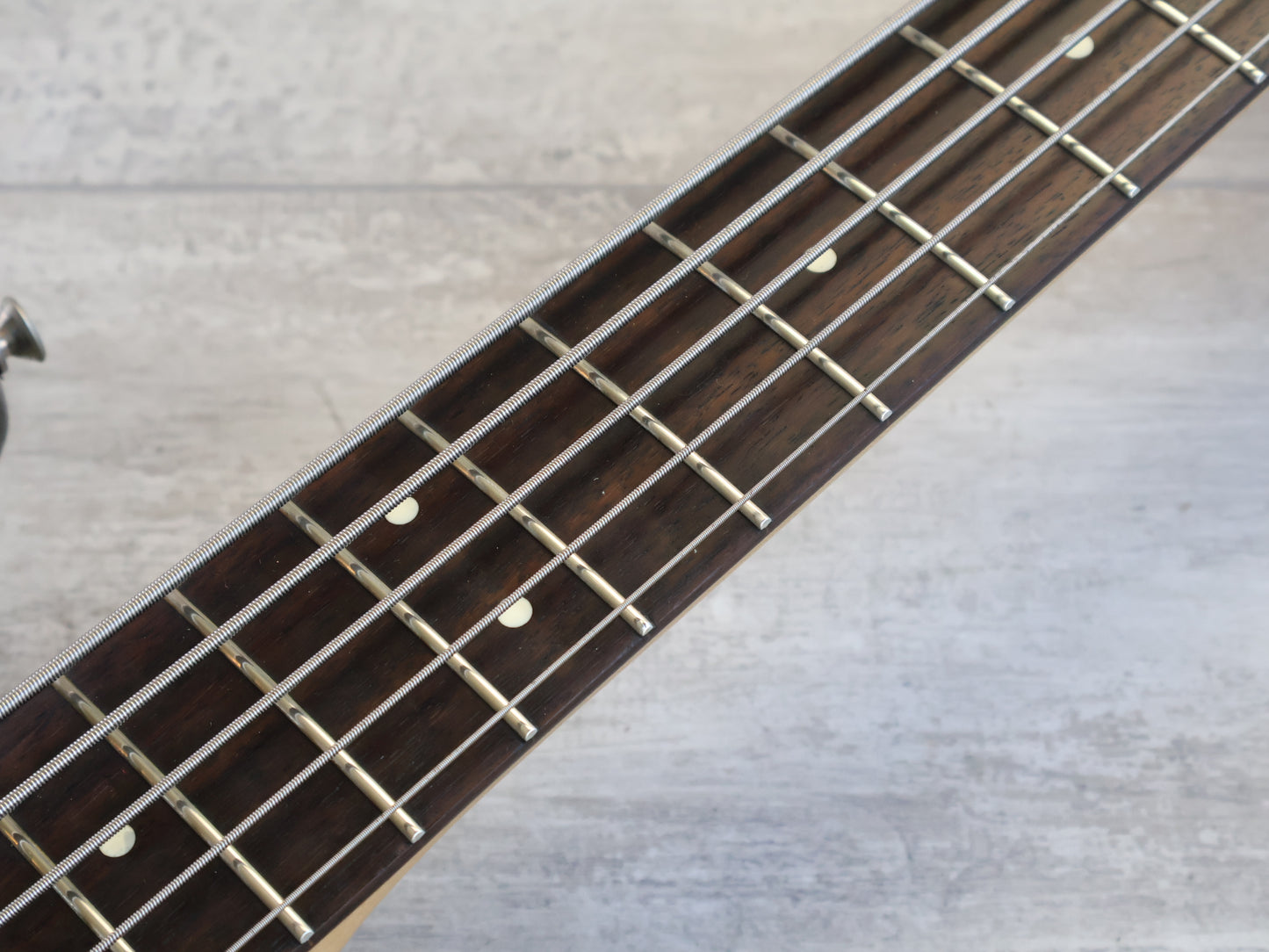 2013 Squier Vintage Modified Jaguar Bass V Special 5-String (Sunburst)