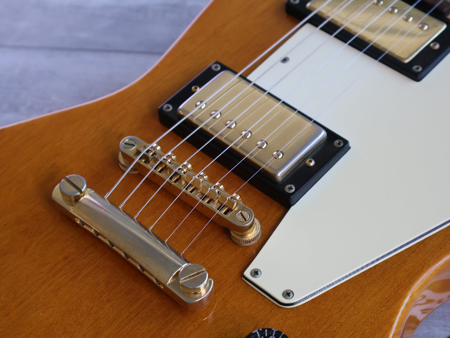 2004 Epiphone '58 1958 Reissue Korina Explorer (Aged Natural)