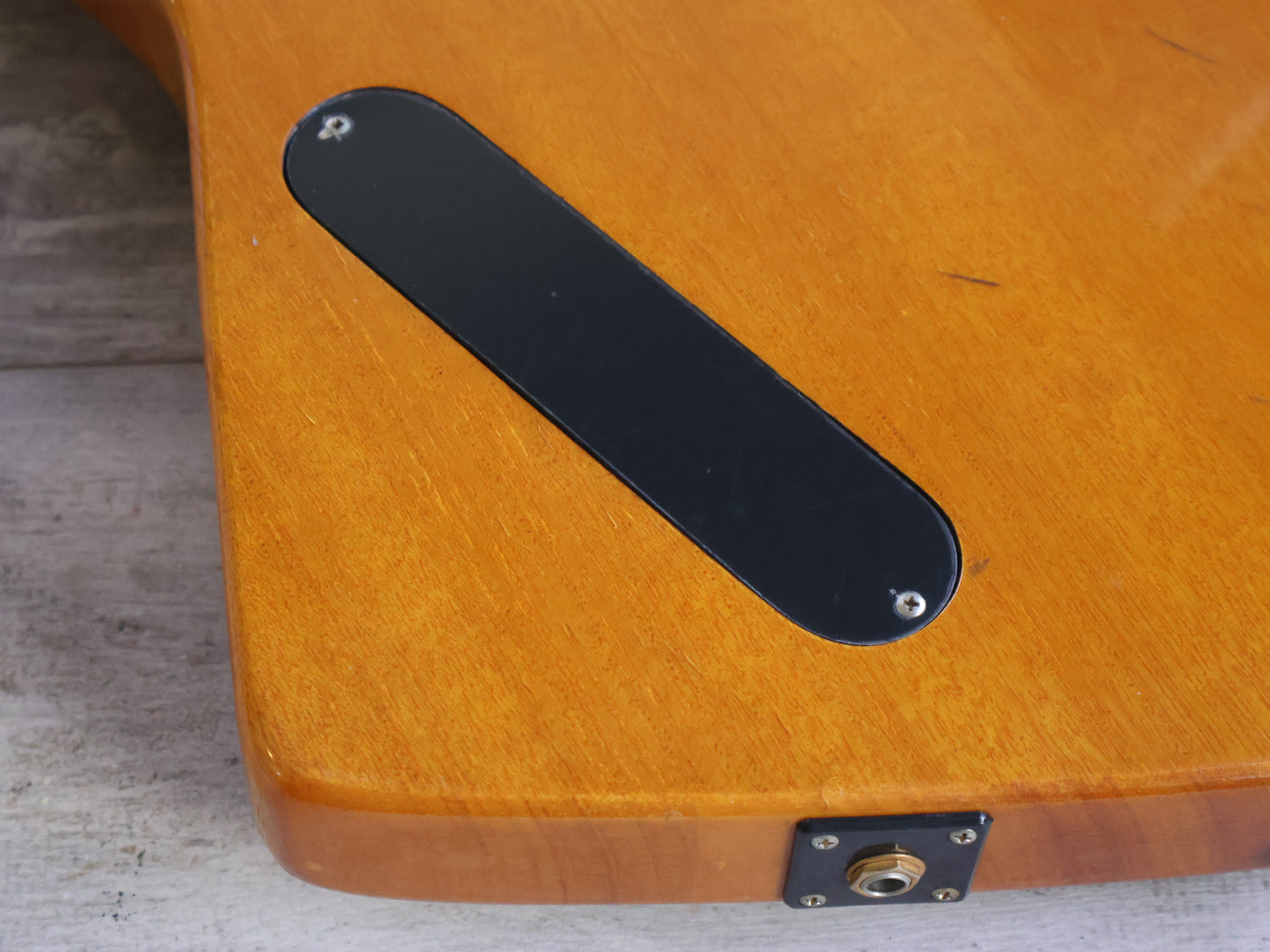 2004 Epiphone '58 1958 Reissue Korina Explorer (Aged Natural)