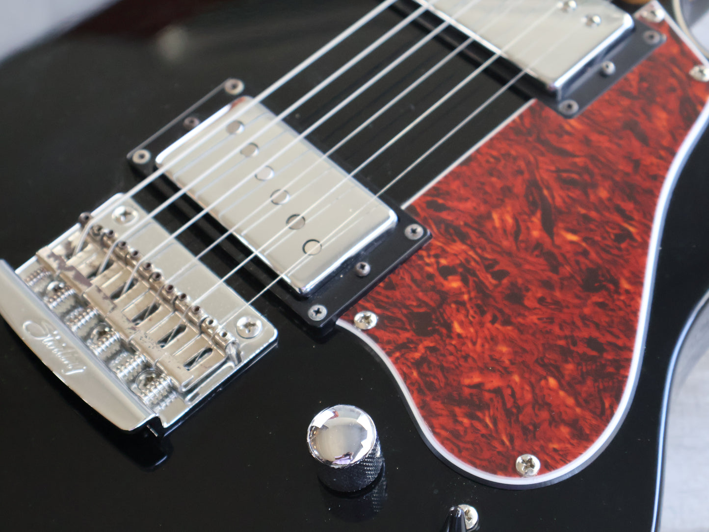 Sterling by Music Man JV60 Valentine Signature Model (Black)