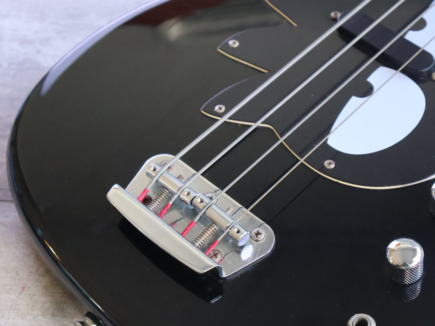 2006 Squier Badtz-Maru Bronco Short Scale Bass