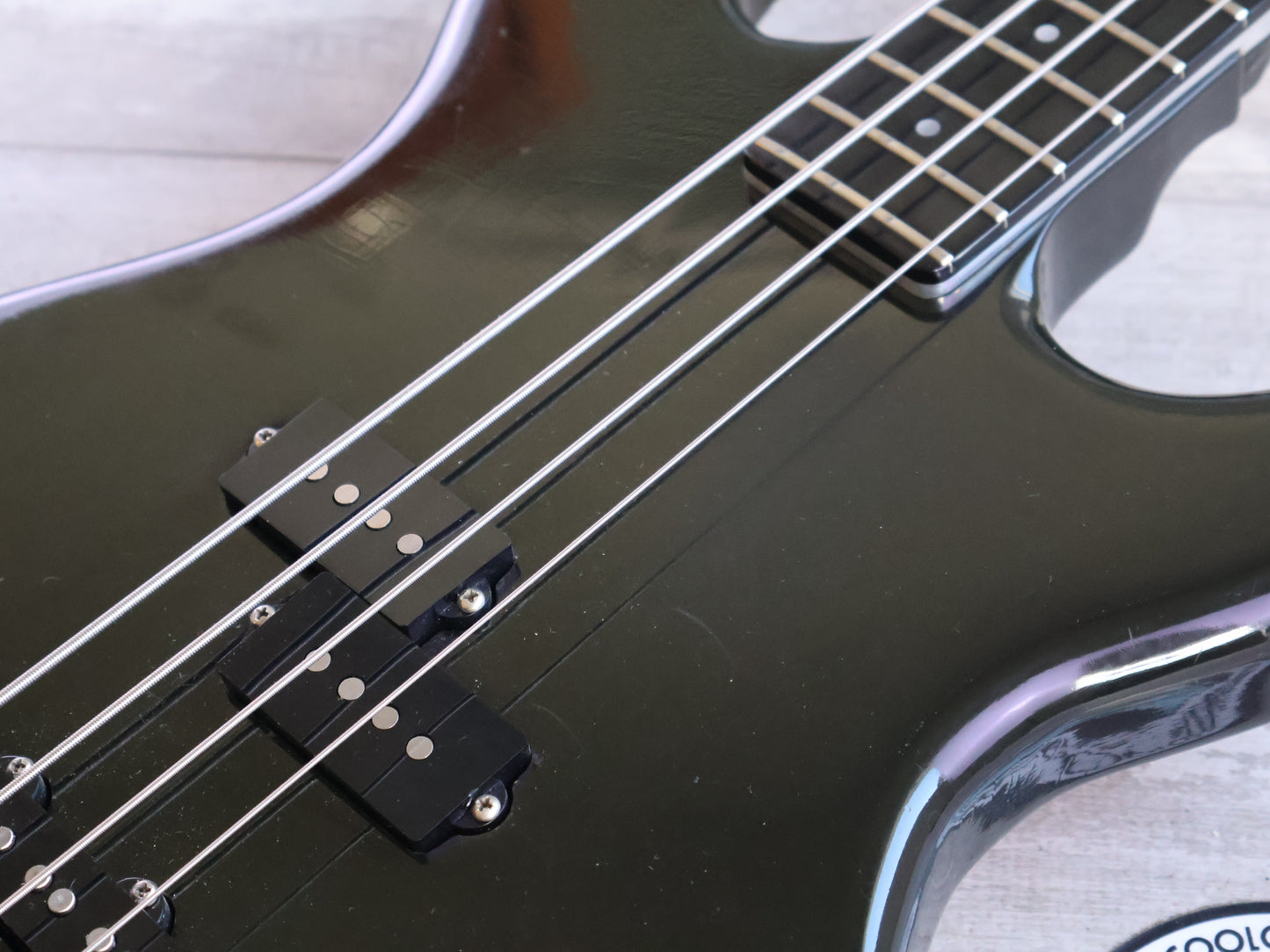 1980 Kramer USA DMZ-4001 Aluminium Neck Bass (Black)